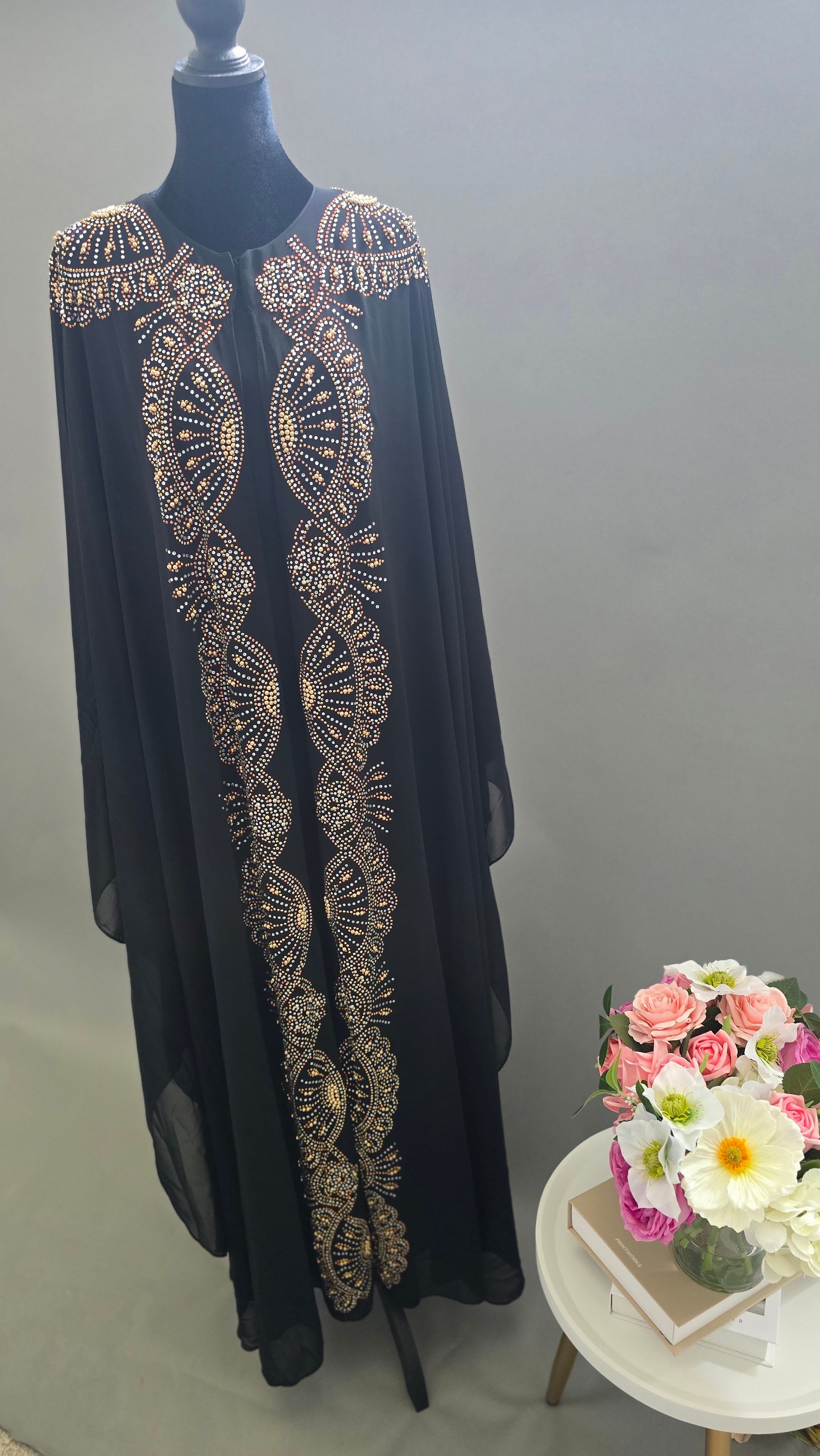 Black Luxury 2-Piece Moroccan Caftan with Gold Embellishments