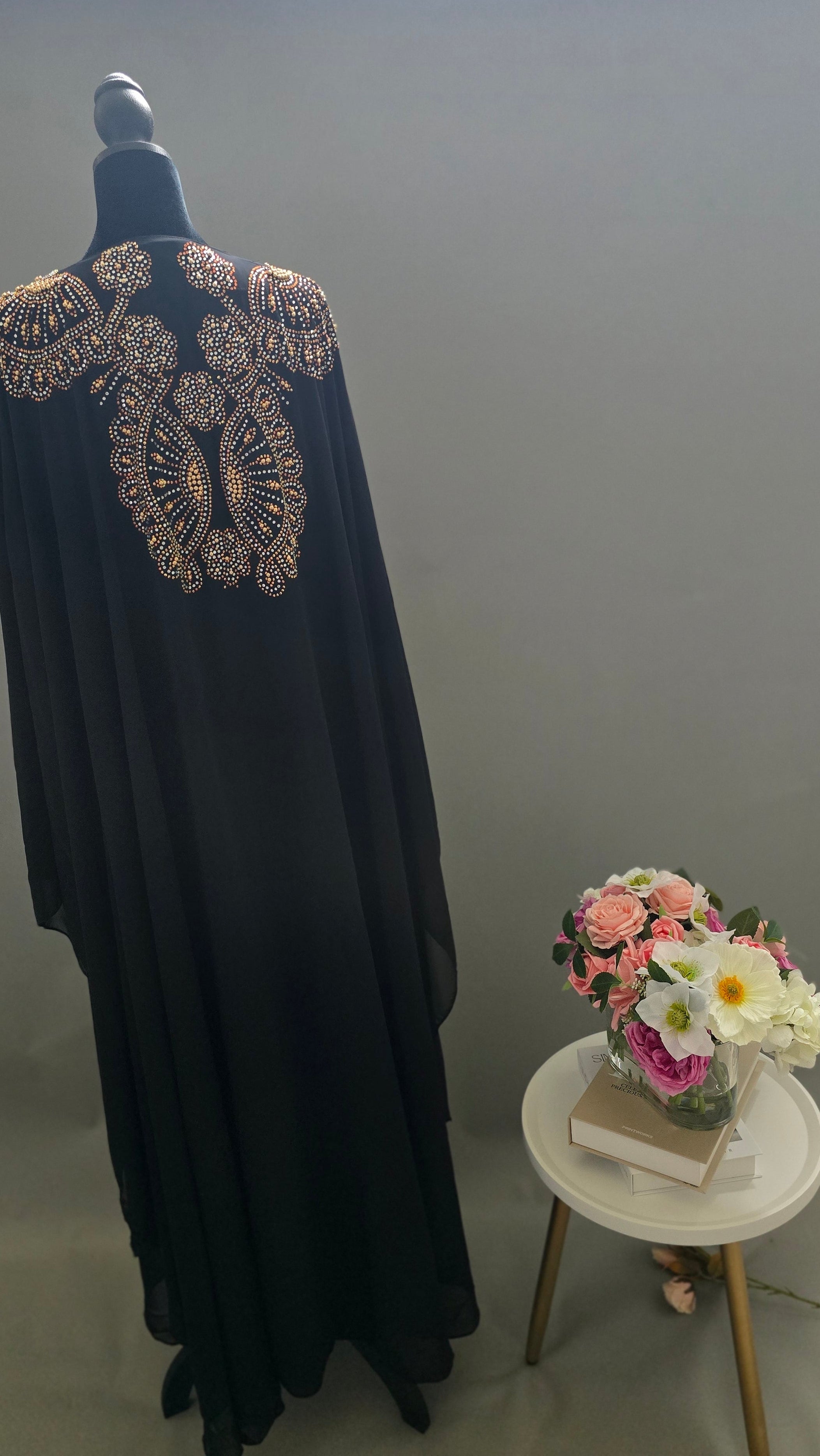 Black Luxury 2-Piece Moroccan Caftan with Gold Embellishments